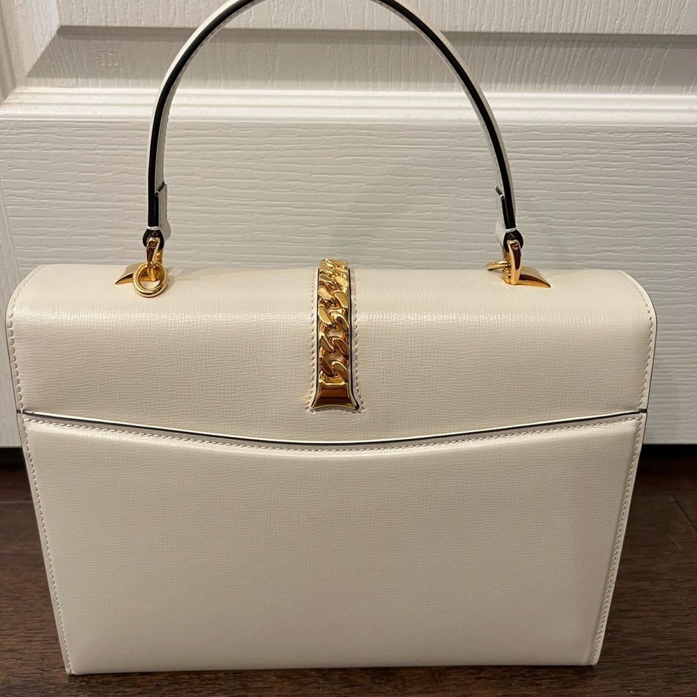 - Used once Gucci Sylvie 1969 small leather shoulder bag - Picture 6 of 11